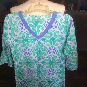 WB medium swimsuit cover up